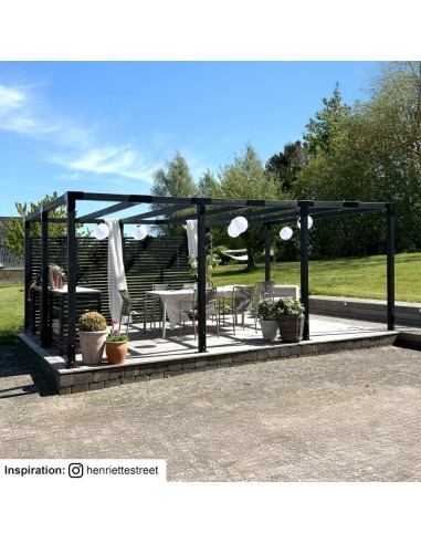 Cubic pergola